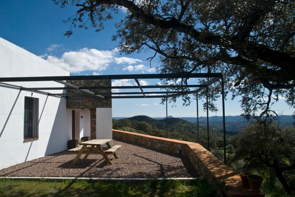 Las Tobas Higuera De La Sierra  Exterior photo