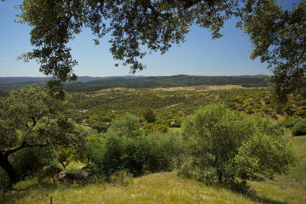 Las Tobas Higuera De La Sierra  Exterior photo